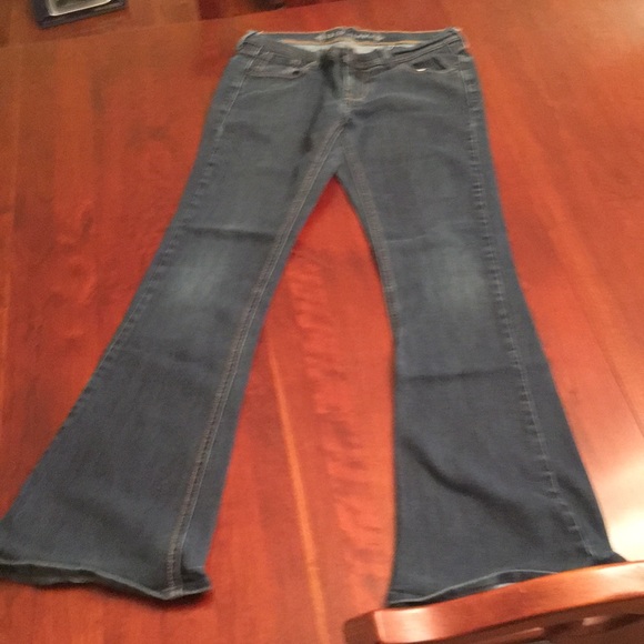 Old Navy bootcut jeans - Picture 3 of 4